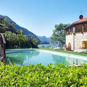 Oasi Dei Celti Aparthotel